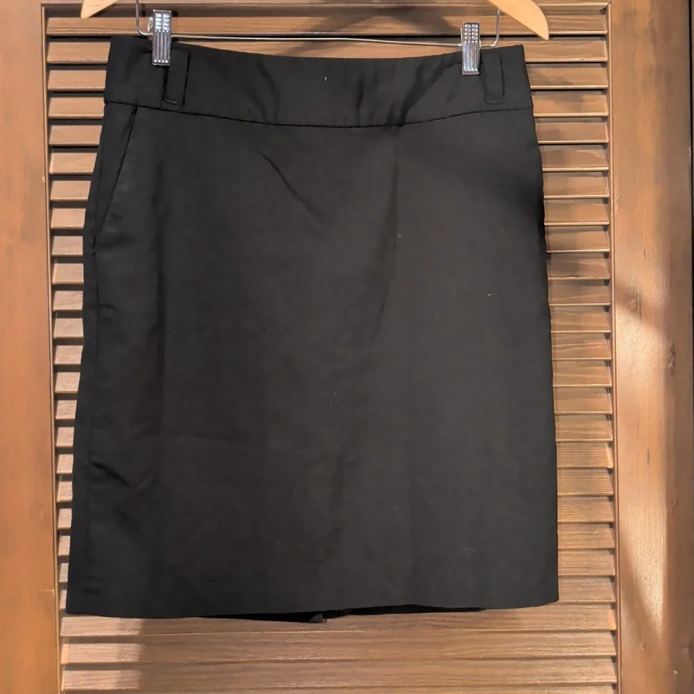 Banana Republic Classic Black Pencil Mini Skirt